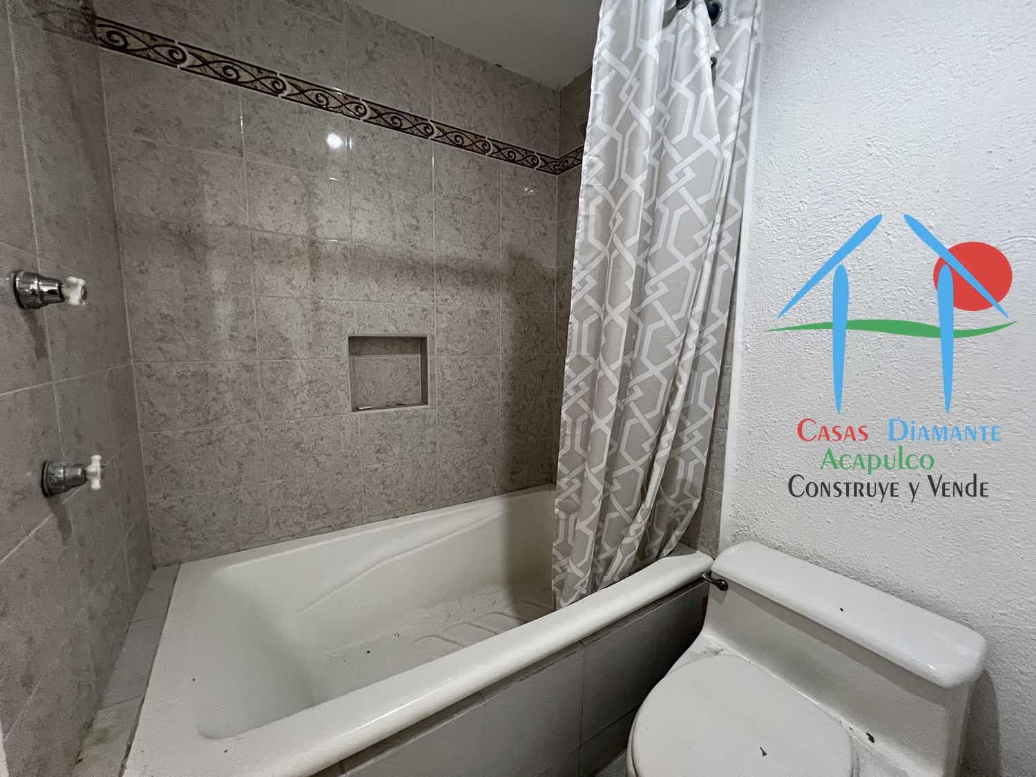 Brisas Diamante T4 159 - Baño completo 2